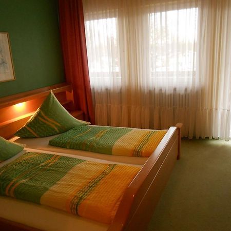 Hôtel Landgasthof Schutzen à Tengen Extérieur photo