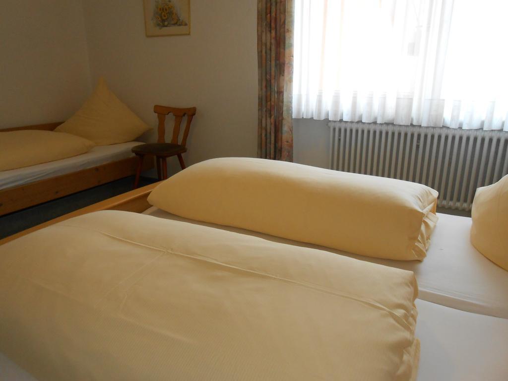 Hôtel Landgasthof Schutzen à Tengen Extérieur photo
